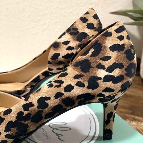 ABELLA Leopard Satine 2 Pump - Picture 3 of 6